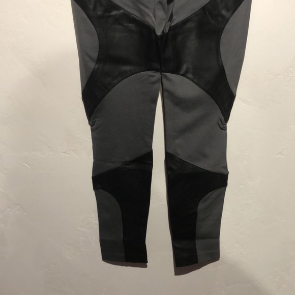 Venus gray legging with faux leather details sz 6 - Picture 6 of 7